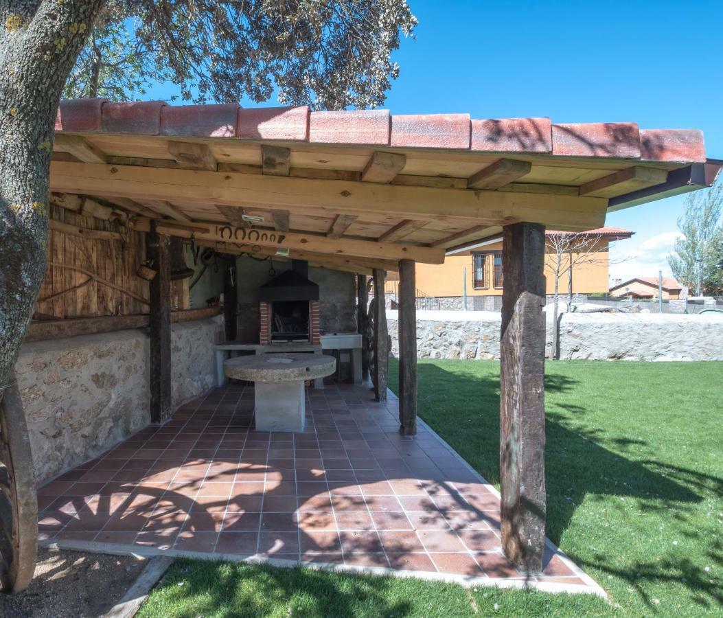 Casa Cantera Del Berrocal Ortigosa del Monte Exterior photo