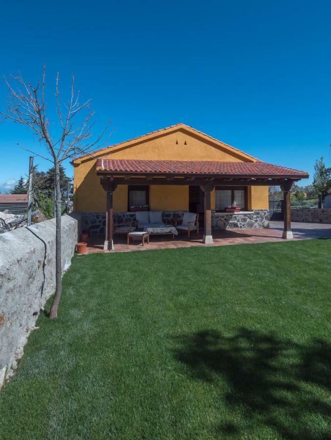 Casa Cantera Del Berrocal Ortigosa del Monte Exterior photo